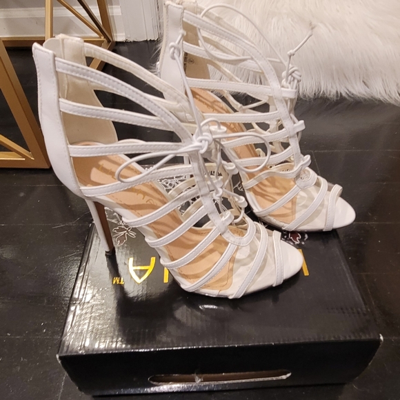 Strappy Heel Sandals Size 8 - Picture 2 of 6